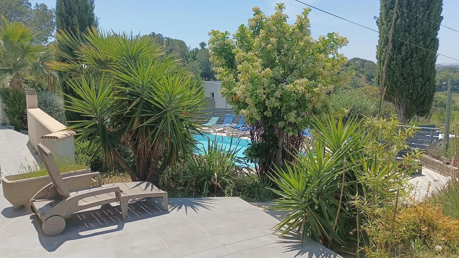Appartement VILLAS-Piscine les MIMOSAS Fréjus